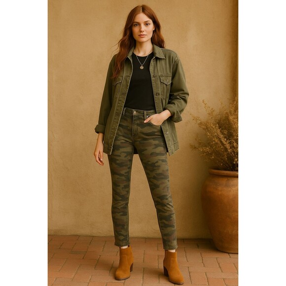 Hudson Barbara High Waist Skinny Jeans Women's Size 31 Camo Causal Chic Luxury - Picture 1 of 13